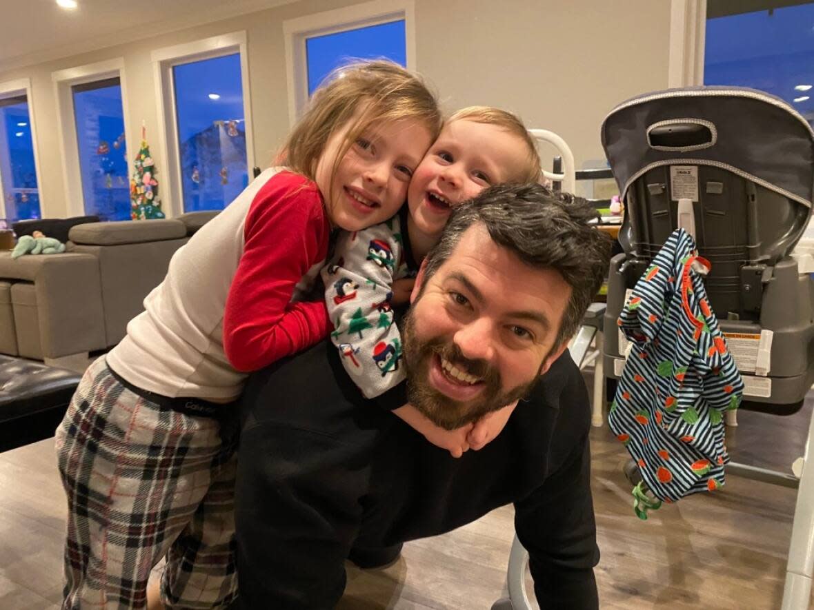 Andrew van der Westhuizen and his two children.  (Submitted by Jen van der Westhuizen - image credit)