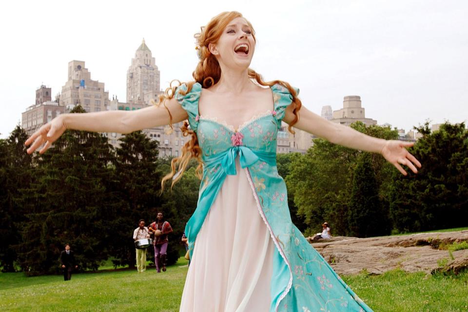 ENCHANTED, Amy Adams, 2007. ©Buena Vista Pictures/courtesy Everett Collection