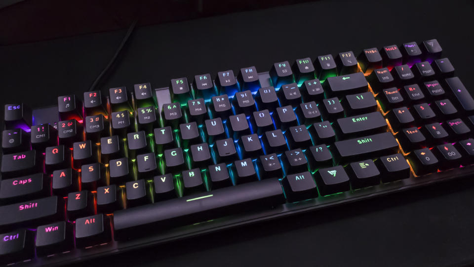 VictSing PC259A mechanical gaming keyboard review