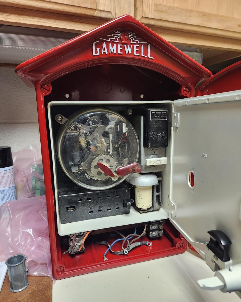 A look inside the inner mechanics of one of Hanover's Gamewell fire alarm boxes.