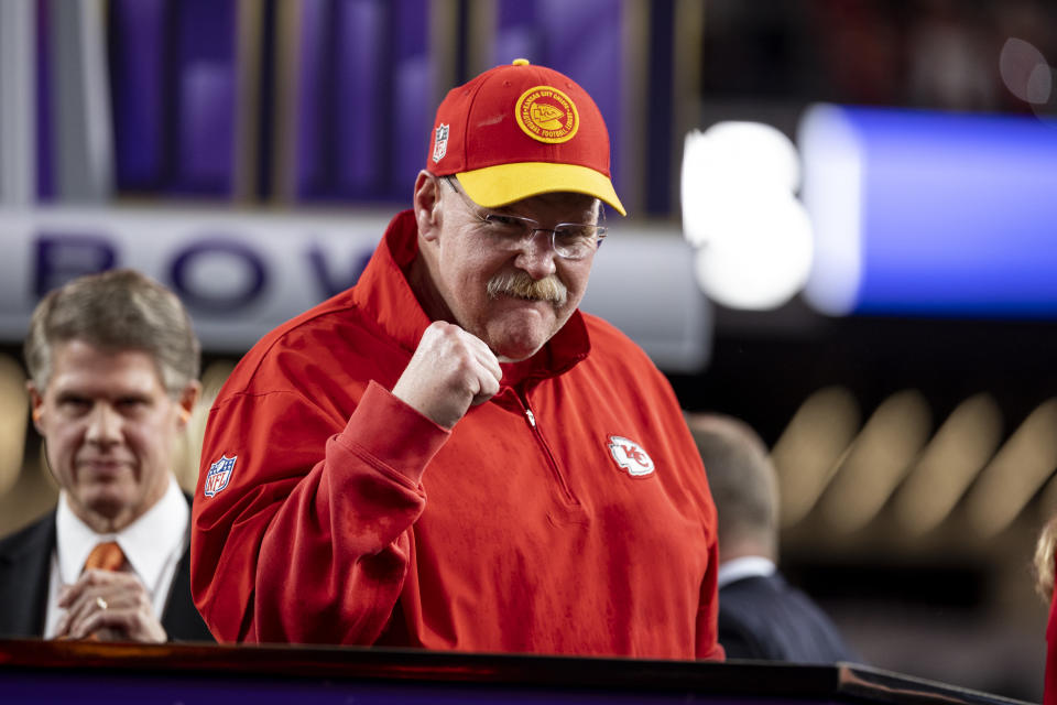 A pesar de la mala calificación global para la organización, Andy Reid, entrenador en jefe de los Kansas City Chiefs, fue el mejor calificado por sus propios jugadores. (Foto: Michael Owens/Getty Images)