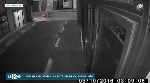 CCTV footage sees the thieves escape. Source: M6 News
