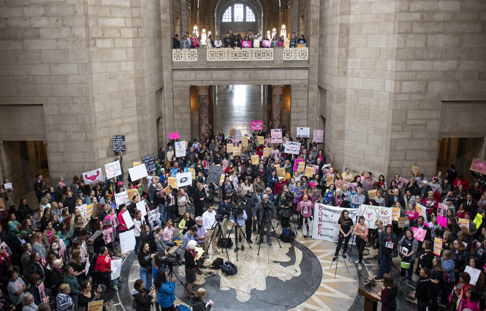 People gather in the Capitol Rotunda in Lincoln, Nebraska, for a reproductive freedom rally on Tuesday. (Photo: ASSOCIATED PRESS)