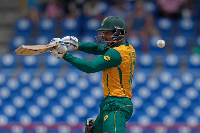 Quinton de Kock plays a shot en route to making 65 