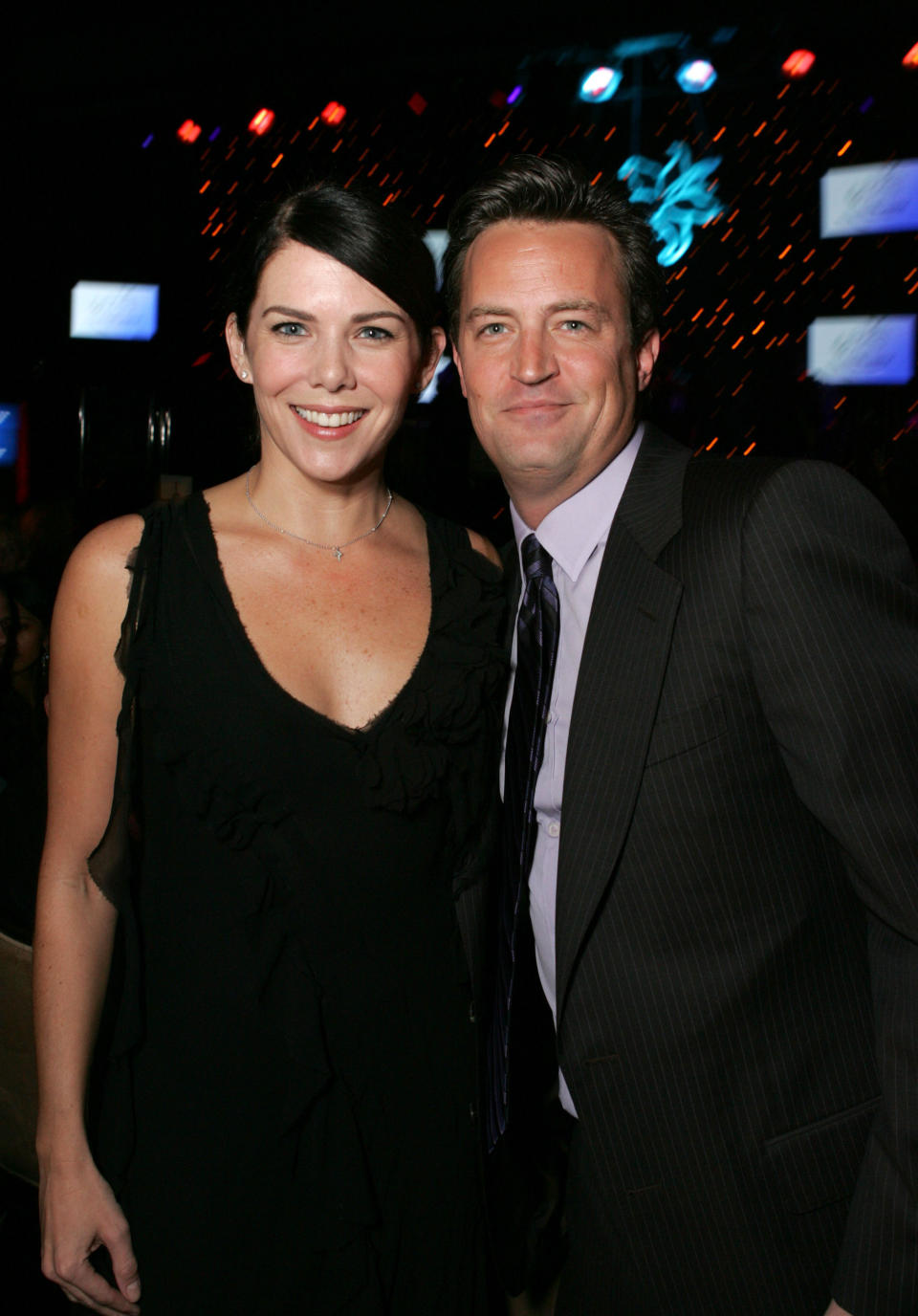 Closeup of Lauren Graham and Matthew Perry