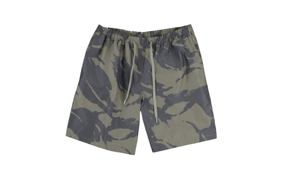 A Kind of Guise Amalfi short in camouflage