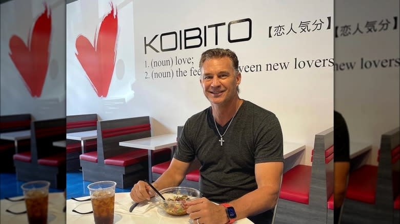 Todd Stottlemyre eating in Koibito