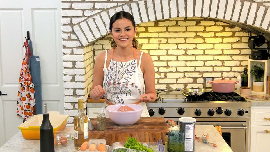 Selena Gomez cooks at home on her new show Selena + Chef. Image courtesy of HBO Max.