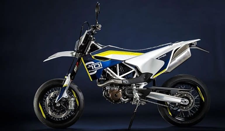 Husqvarna_701_Supermoto_left_small_0524c73165