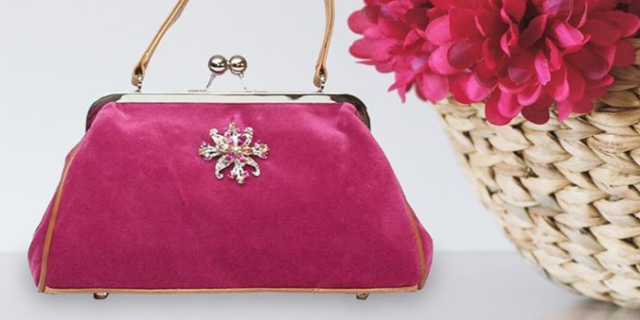 Lovely Retro Handbags - Audrey Hepburn Tribute