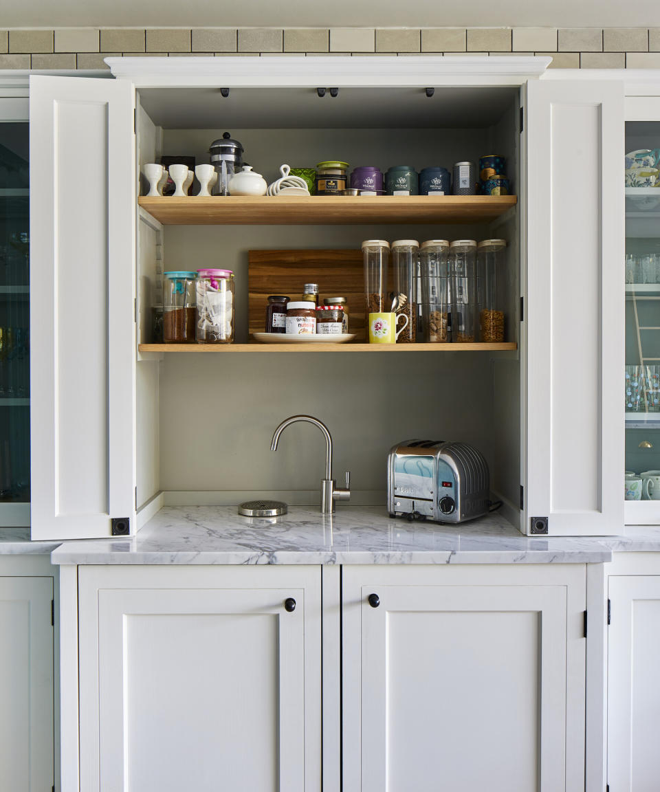 Appliance garage in a kitchen