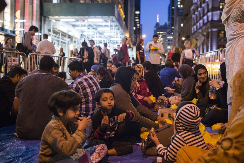 Adults and families were present in the crowd, sharing an iftar meal on the sixth night of Ramadan.