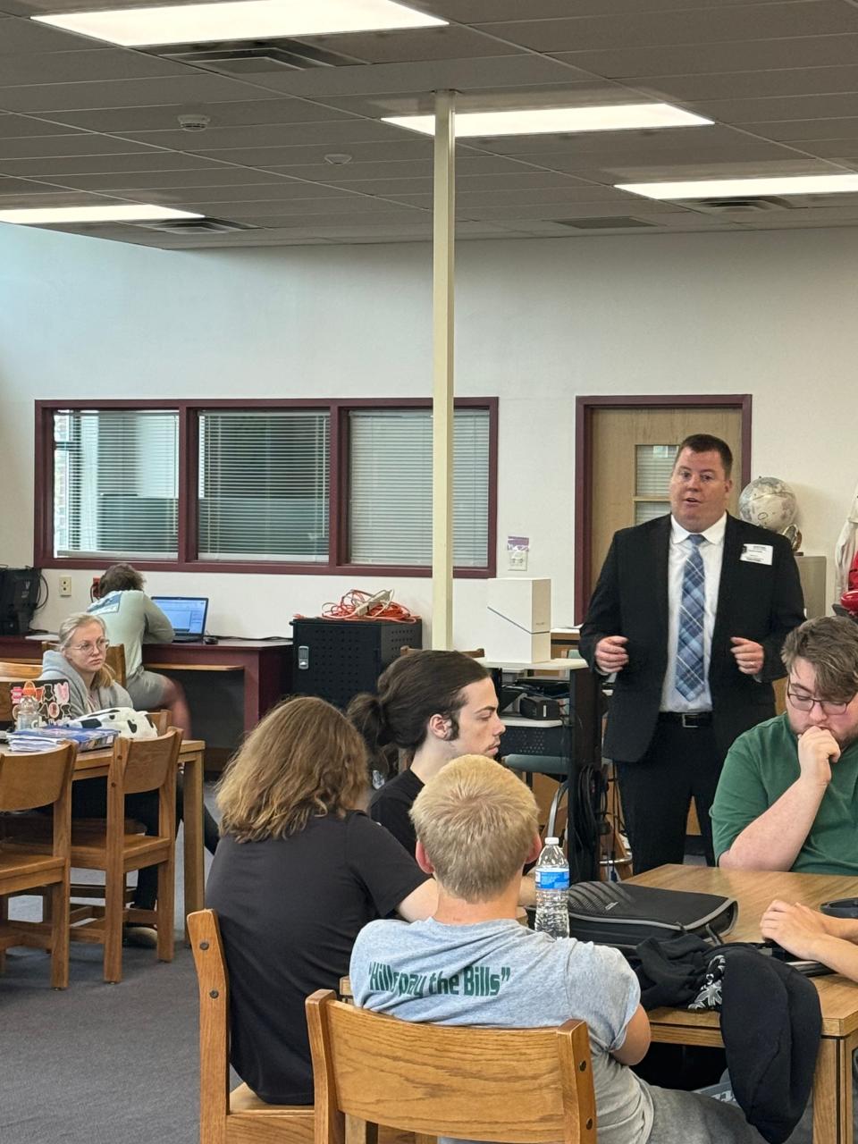 Somerset attorney David Leake discusses the judicial system with a class in the North Star School District on Law Day.