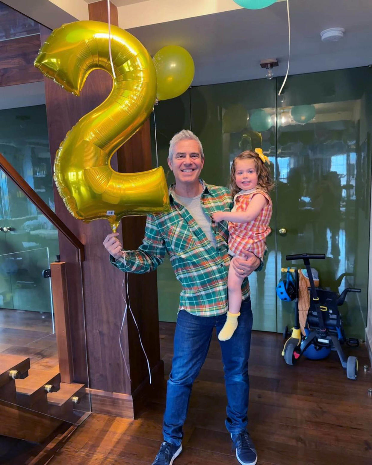 Andy Cohen and his daughter Lucy. (@bravoandy via Instagram)