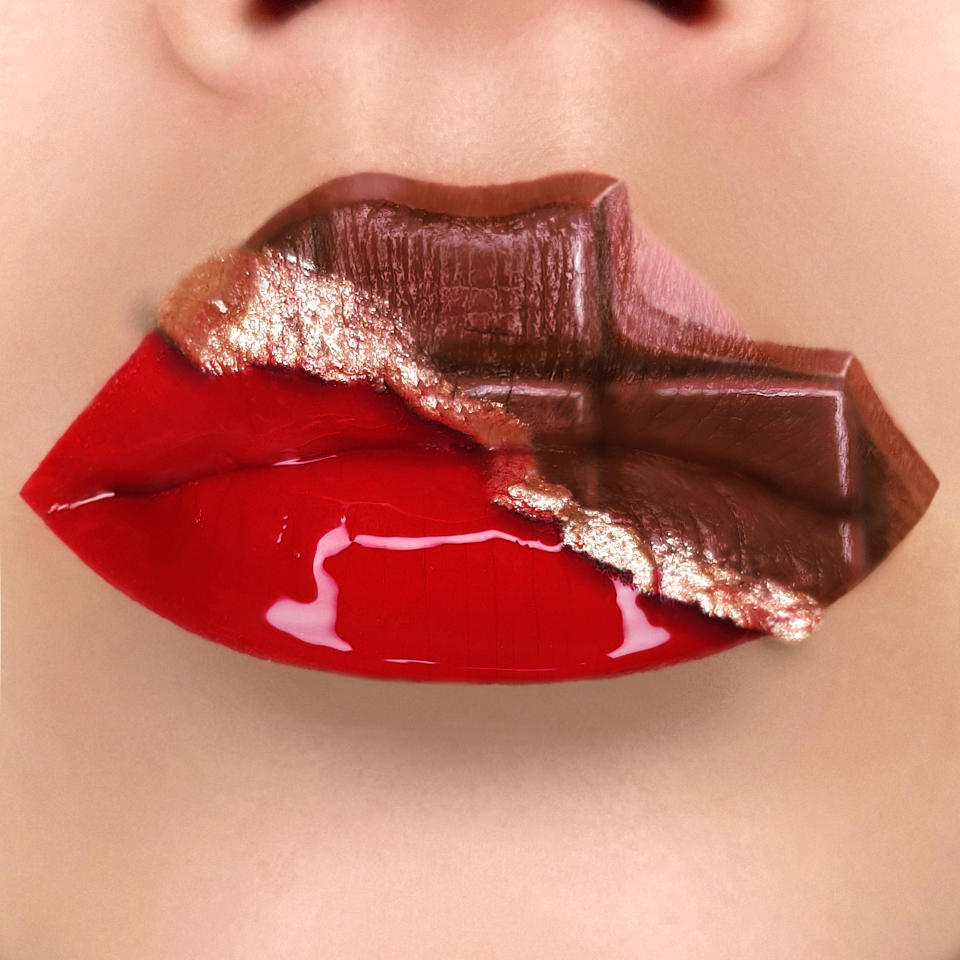 Tutushka's lipstick artwork featuring a chocolate bar. (Photo: Tutushka Matviienko/Caters News)