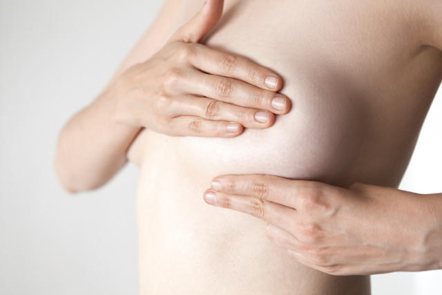 Are you Ignoring the Rashes Under Your Breasts