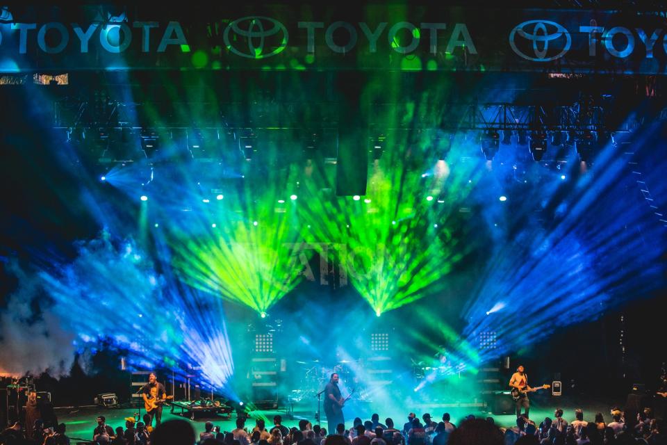 Iration will wrap up its “Live From Paradise!” tour Aug. 25 at the Santa Barbara Bowl. The alternative/reggae band is seen here at the Pacific Amphitheater.
