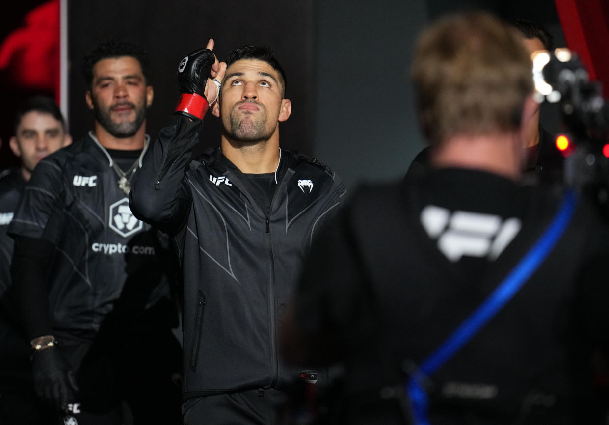 LAS VEGAS, NEVADA - AUGUST 12: Vicente Luque prepares to fight Rafael Dos Anjos of Brazil in a welterweight fight during the UFC Fight Night event at UFC APEX on August 12, 2023 in Las Vegas, Nevada. (Photo by Al Powers/Zuffa LLC via Getty Images)