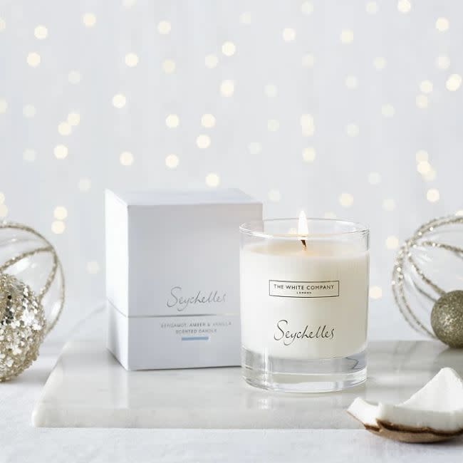 white company candle