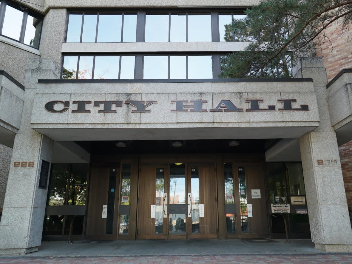 Saskatoon city council debated Monday whether to bring in a bylaw restricting gatherings due to COVID-19.  (Courtney Markewich/CBC - image credit)