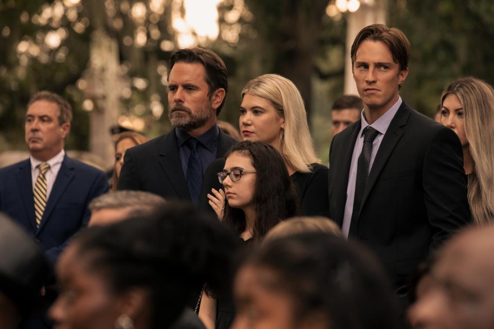 OUTER BANKS (L to R) CHARLES ESTEN as WARD CAMERON, JULIA ANTONELLI as WHEEZIE CAMERON, CAROLINE ARAPOGLOU as ROSE CAMERON and DREW STARKEY as RAFE in episode 201 of OUTER BANKS Cr. JACKSON LEE DAVIS/NETFLIX © 2021