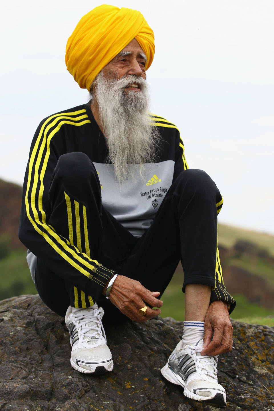 A 101-year-old Sikh regarded as the world's oldest marathon runner will quit after one final run at next month's Hong Kong race, media reports said.