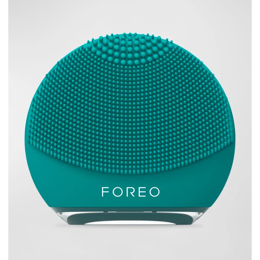 <p><a href="https://go.redirectingat.com?id=74968X1596630&url=https%3A%2F%2Fwww.foreo.com%2Fluna-go-collection&sref=https%3A%2F%2Fwww.menshealth.com%2Ftechnology-gear%2Fg35796470%2Fmothers-day-gifts-wives%2F" rel="nofollow noopener" target="_blank" data-ylk="slk:Shop Now;elm:context_link;itc:0;sec:content-canvas" class="link rapid-noclick-resp">Shop Now</a></p><p>Luna 4 Go</p><p>foreo.com</p><p>$129.00</p>