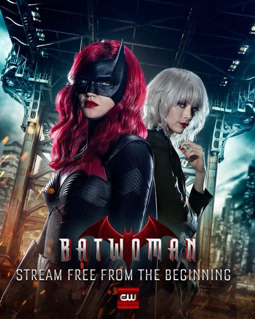 露比蘿絲在最受歡迎時辭演太不尋常。（圖／翻攝自cwbatwoman IG）