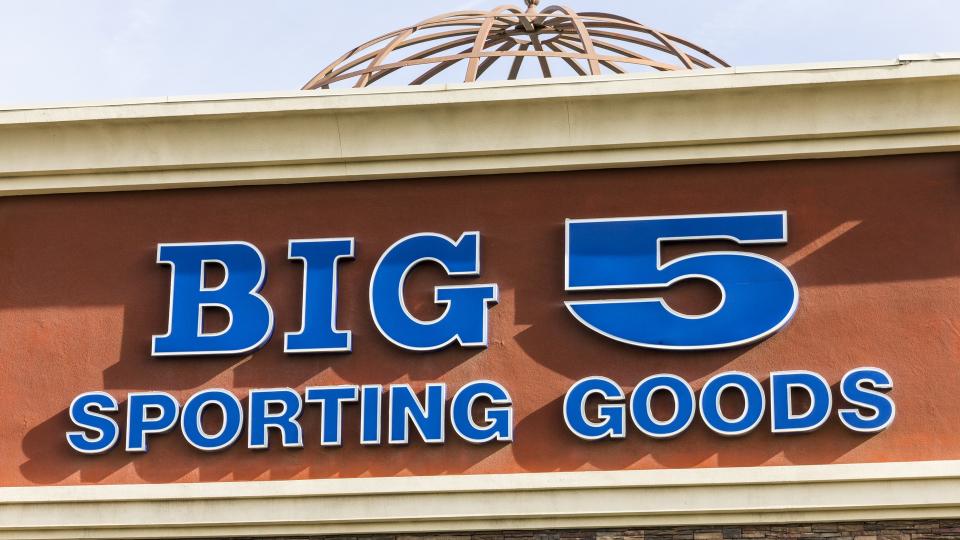 Las Vegas - Circa December 2016: Big 5 Sporting Goods Strip Mall Location. Big 5 Sporting Goods is a sporting goods retailer II
