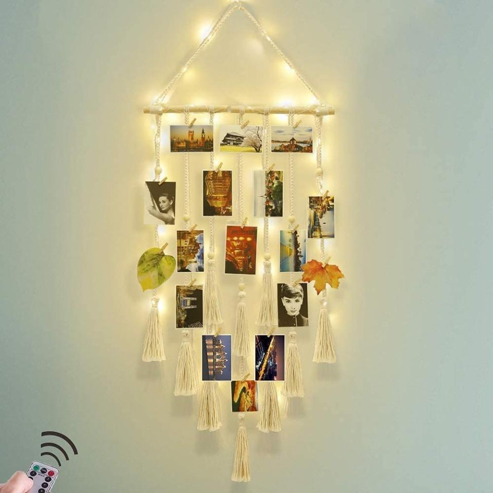 22) Hanging Photo Display