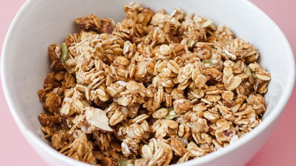 best make ahead breakfasts – cashew granola