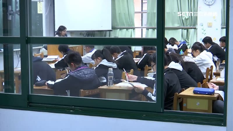 台灣國、高中生普遍早上7點半到校，第一堂課之前是早自習時間。（示意圖／資料照）