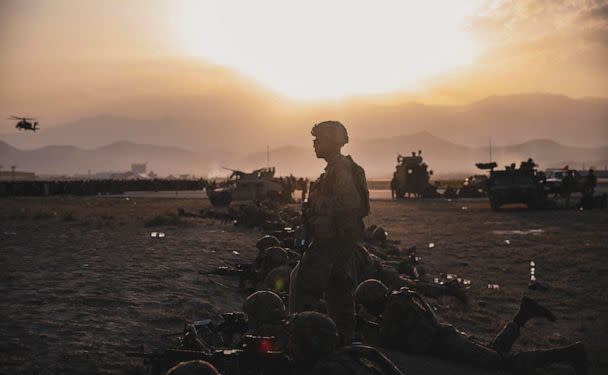 PHOTO: U.S. Army soldiers assigned to the 10th Mountain Division stand security at Hamid Karzai International Airport, Kabul, Afghanistan, Aug. 15. (Sgt. Isaiah Campbell/U.S. Marine Corps)