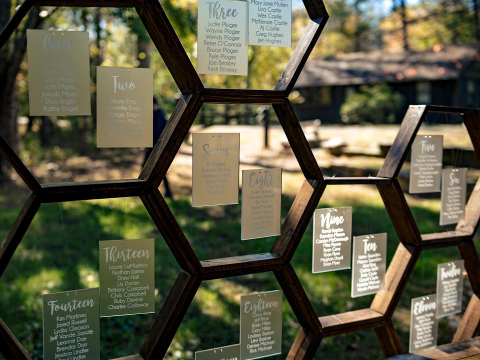 DIY decorations with cards at the campground wedding