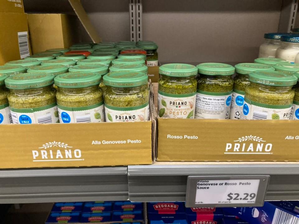 pesto jars at aldi