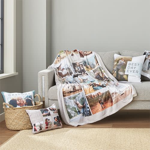 <p><a href="https://go.redirectingat.com?id=74968X1596630&url=https%3A%2F%2Fwww.shutterfly.com%2Fp%2Fhome-decor%2Ffleece-photo-blankets%2Fupload-your-own-design-fleece-photo-blanket&sref=https%3A%2F%2Fwww.townandcountrymag.com%2Fleisure%2Farts-and-culture%2Fg62244140%2Fwilmer-valderrama-book-essentials%2F" data-i13n="elm:affiliate_link;elmt:premonetized" rel="sponsored" target="_blank" data-ylk="slk:Shop Now;elm:affiliate_link;elmt:premonetized;itc:0;sec:content-canvas" class="link rapid-noclick-resp rapid-with-clickid etailiffa-link">Shop Now</a></p> <p>Fleece Photo Blanket</p> <p>Shutterfly</p> <span class="copyright">Abe Holte</span>