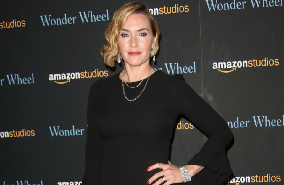 Kate Winslet suffers on set leg injury credit:Bang Showbiz