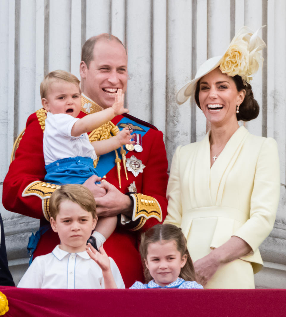 LONDON, ENGLAND - JUNE 08: Prince Louis, Prince George, Prince William, Duke of Cambridge, Princess Charlotte  and Catherine, Duchess of Cambridge appear on the balcony during Trooping The Colour, the Queen's annual birthday parade, on June 08, 2019 in London, England. (Photo by Samir Hussein/WireImage)