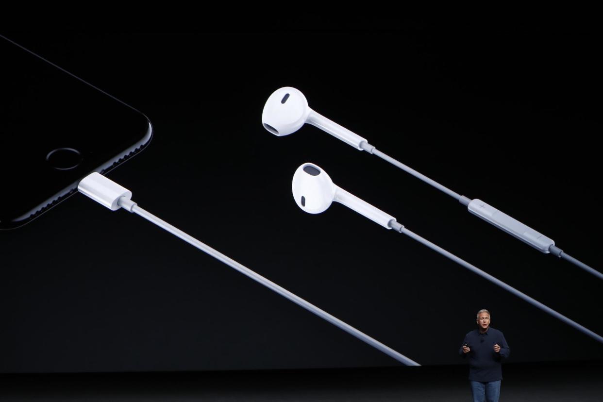 Apple Senior Vice President of Worldwide Marketing Phil Schiller introduces Lightning headphones during a launch event on September 7, 2016 in San Francisco, California: Stephen Lam/Getty Images