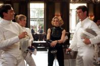 Madonna Même la reine de la pop, Madonna, (au centre) a fait une apparition dans un James Bond, ici dans le rôle de Verity, professeur d'escrime dans 'Meurs un autre jour'. ©Everett