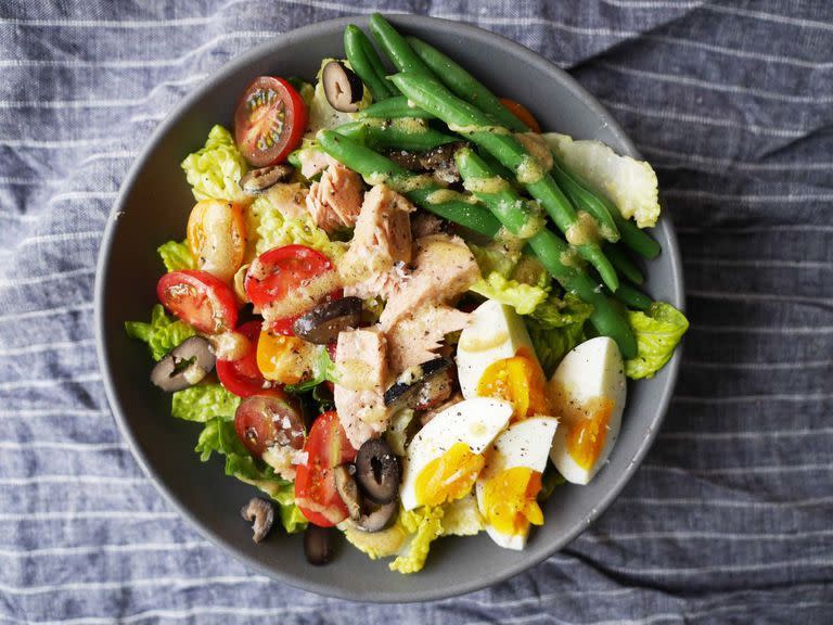 Niçoise-Style Chopped Salad