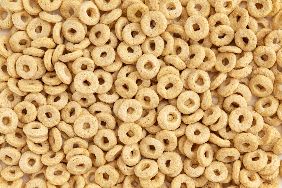 many cheerios laid out