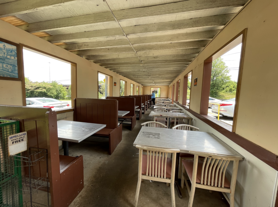 Miguel’s is a small, understated Mexican restaurant with a covered patio, next to an I-85 underpass near the Charlotte-Douglas International Airport.