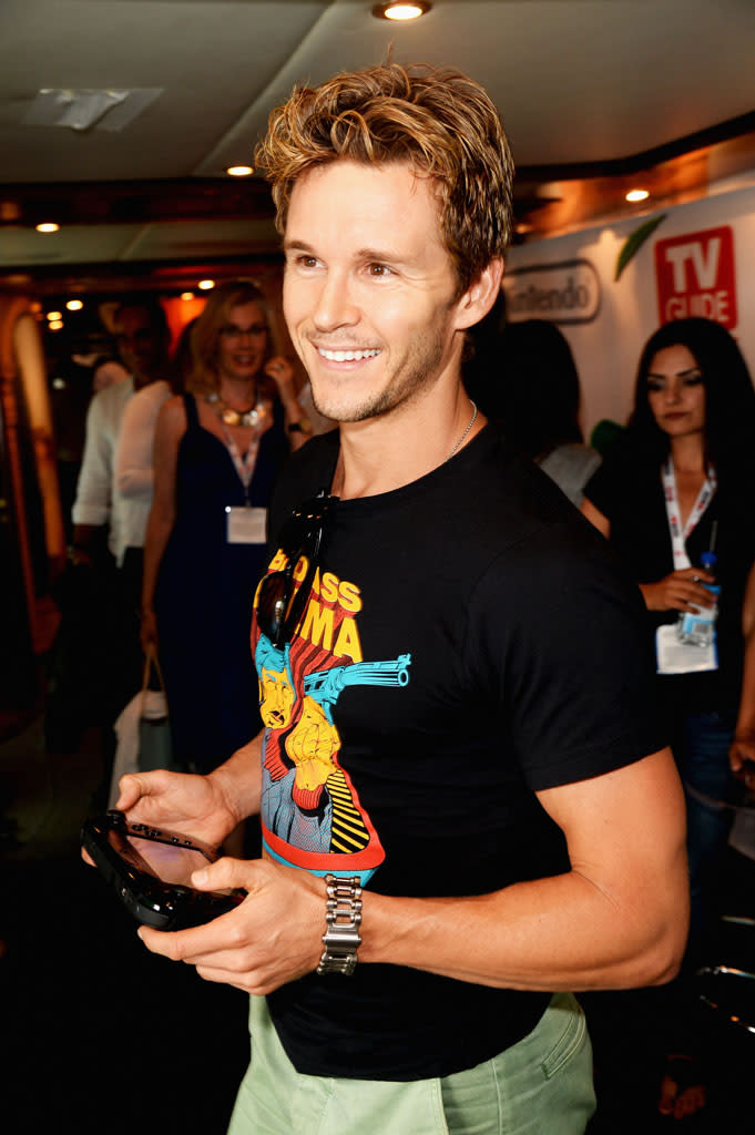 Tv Stars Visit The Tv Guide Magazine Yacht At Comic Con