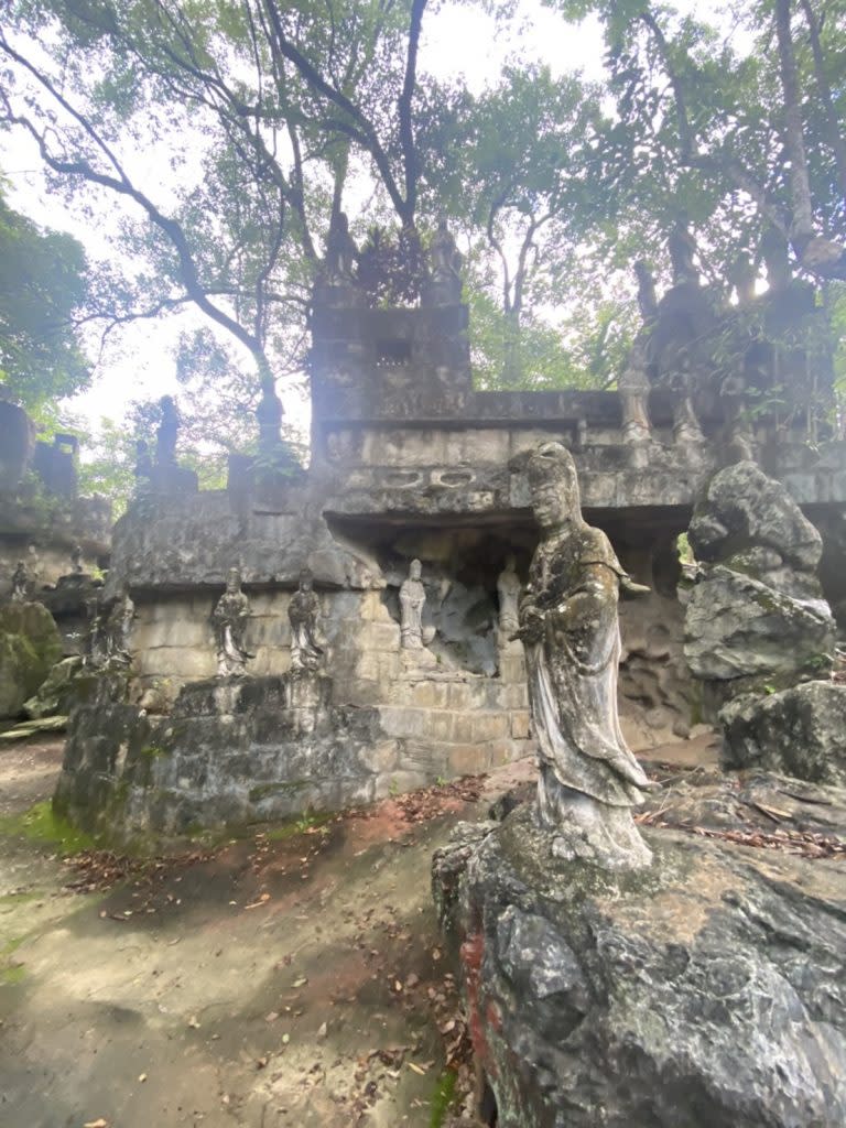 萬佛寺深具禪修特色的小普陀公園將再度開園。（記者張淑娟攝）