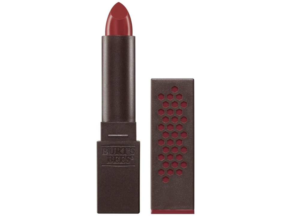 
Burts Bees 100% Natural Moisturizing Lipstick, Crimson Coast, 1 Tube. (PHOTO: Amazon Singapore)