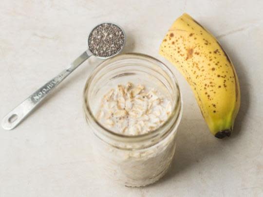 How to Make Healthy Overnight Oats, Overnight Oats Recipe, Min Kwon,  M.S., R.D.