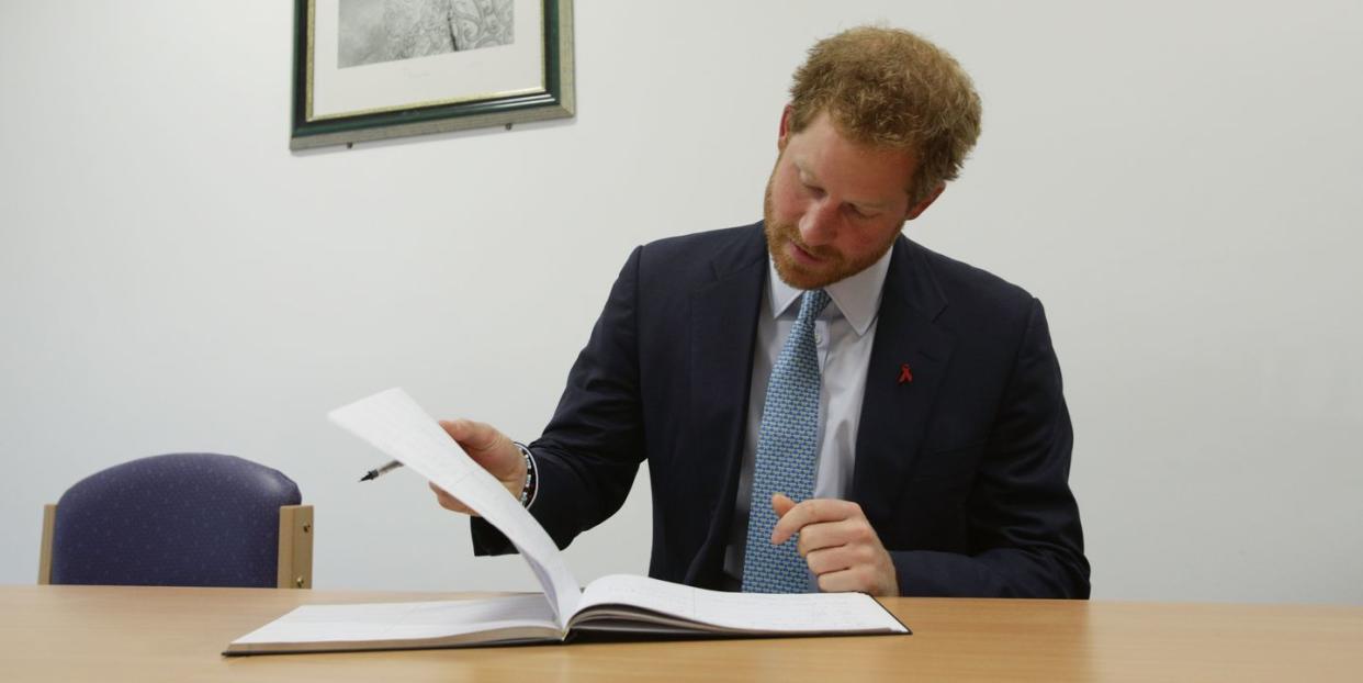 prince harry visit to mildmay hospital