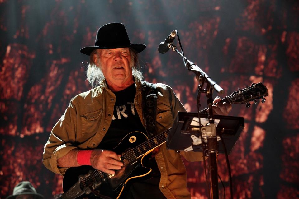 CHICAGO - SEPTEMBER 19:  Musician, Singer, Songwriter and Producer Neil Young performs at FirstMerit Bank Pavilion at Northerly Island during 'Farm Aid 30' on September 19, 2015 in Chicago, Illinois. (Photo By Raymond Boyd/Getty Images)  