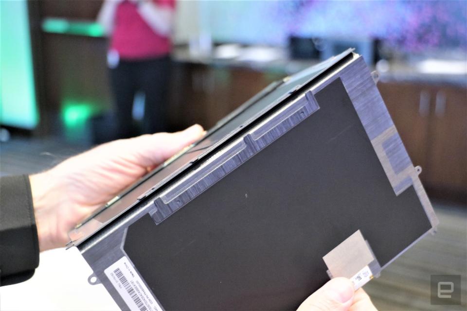 Lenovo ThinkPad X1 Fold hands-on at CES 2020